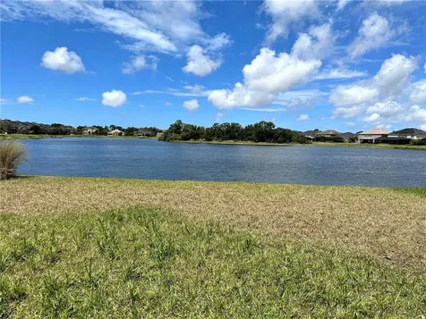6215 Anise Drive Sarasota FL 34238