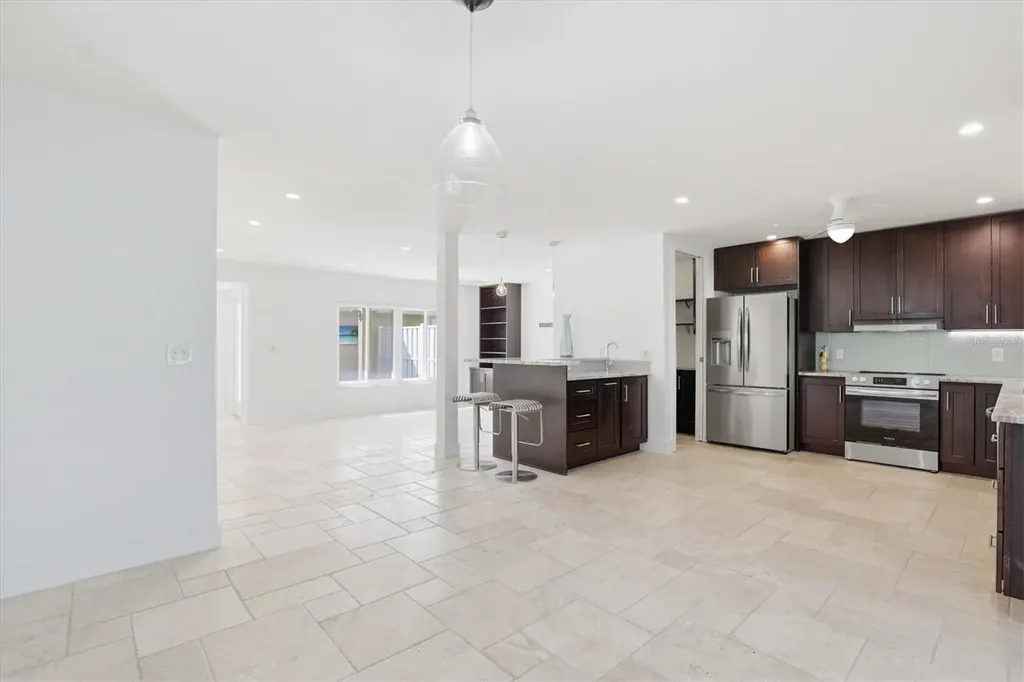 6537 Cape Hatteras Way NE St Petersburg FL 33702
