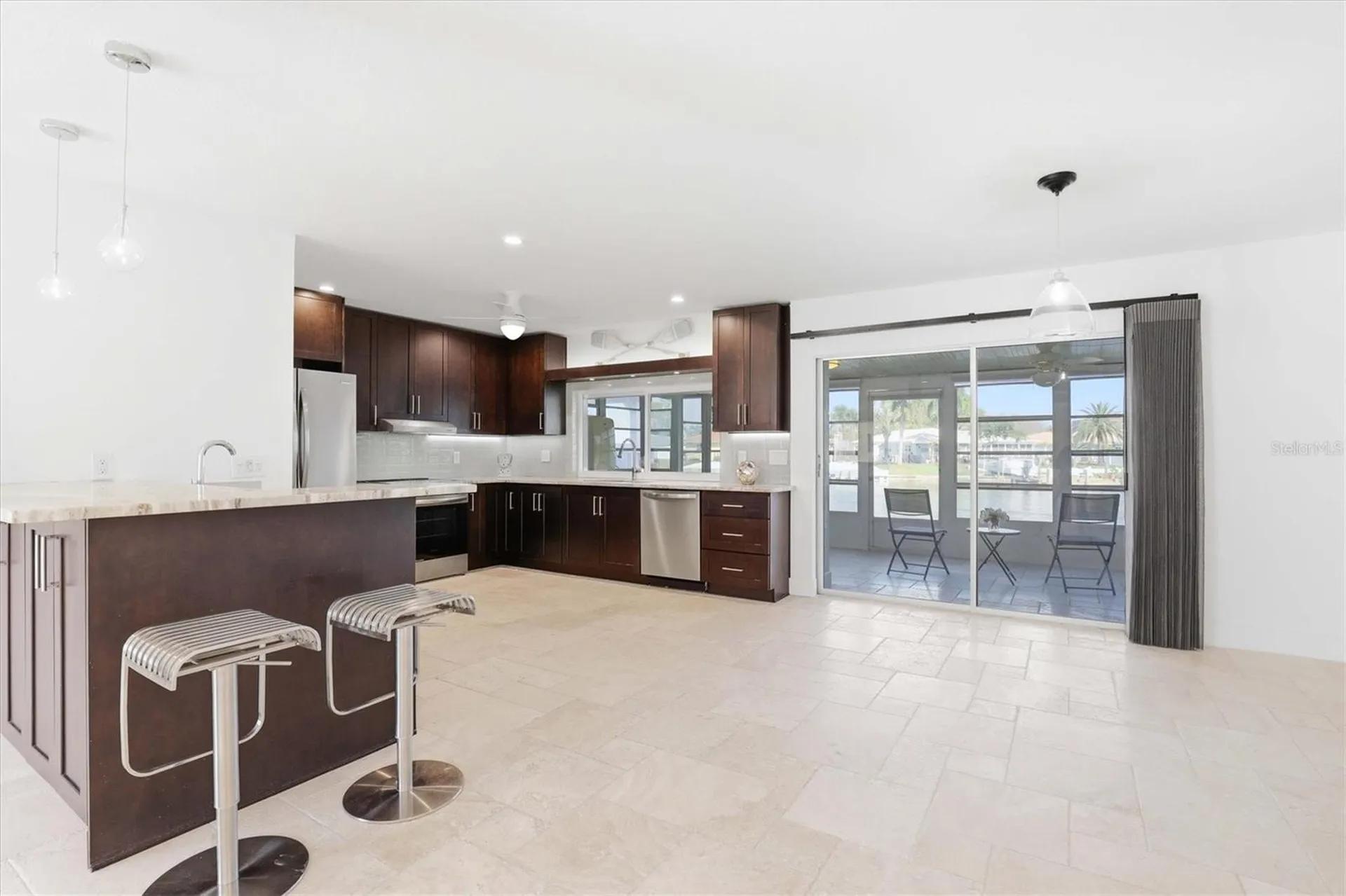 6537 Cape Hatteras Way NE St Petersburg FL 33702