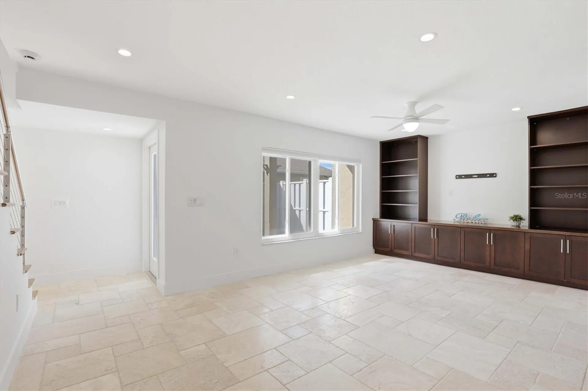 6537 Cape Hatteras Way NE St Petersburg FL 33702