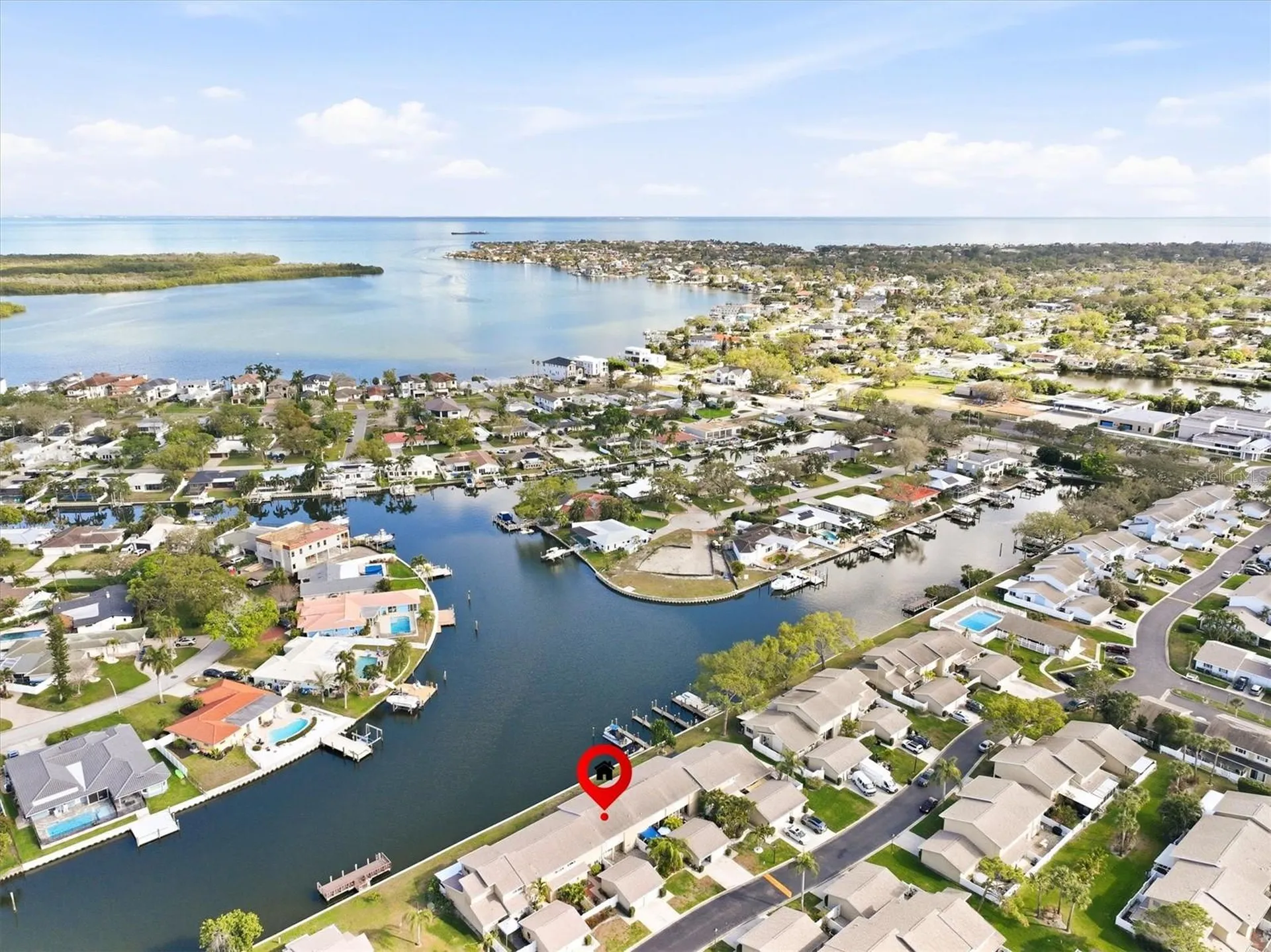 6537 Cape Hatteras Way NE St Petersburg FL 33702