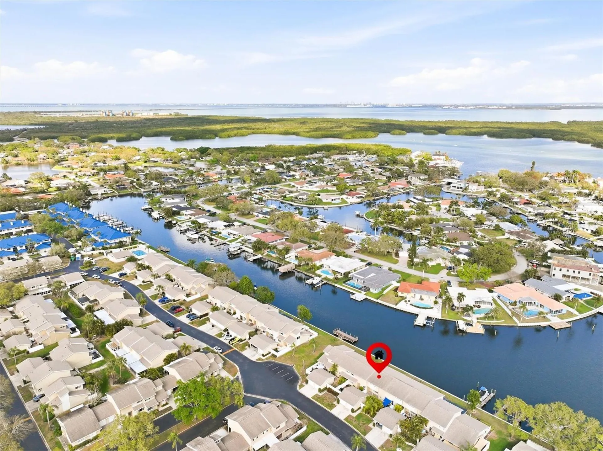 6537 Cape Hatteras Way NE St Petersburg FL 33702