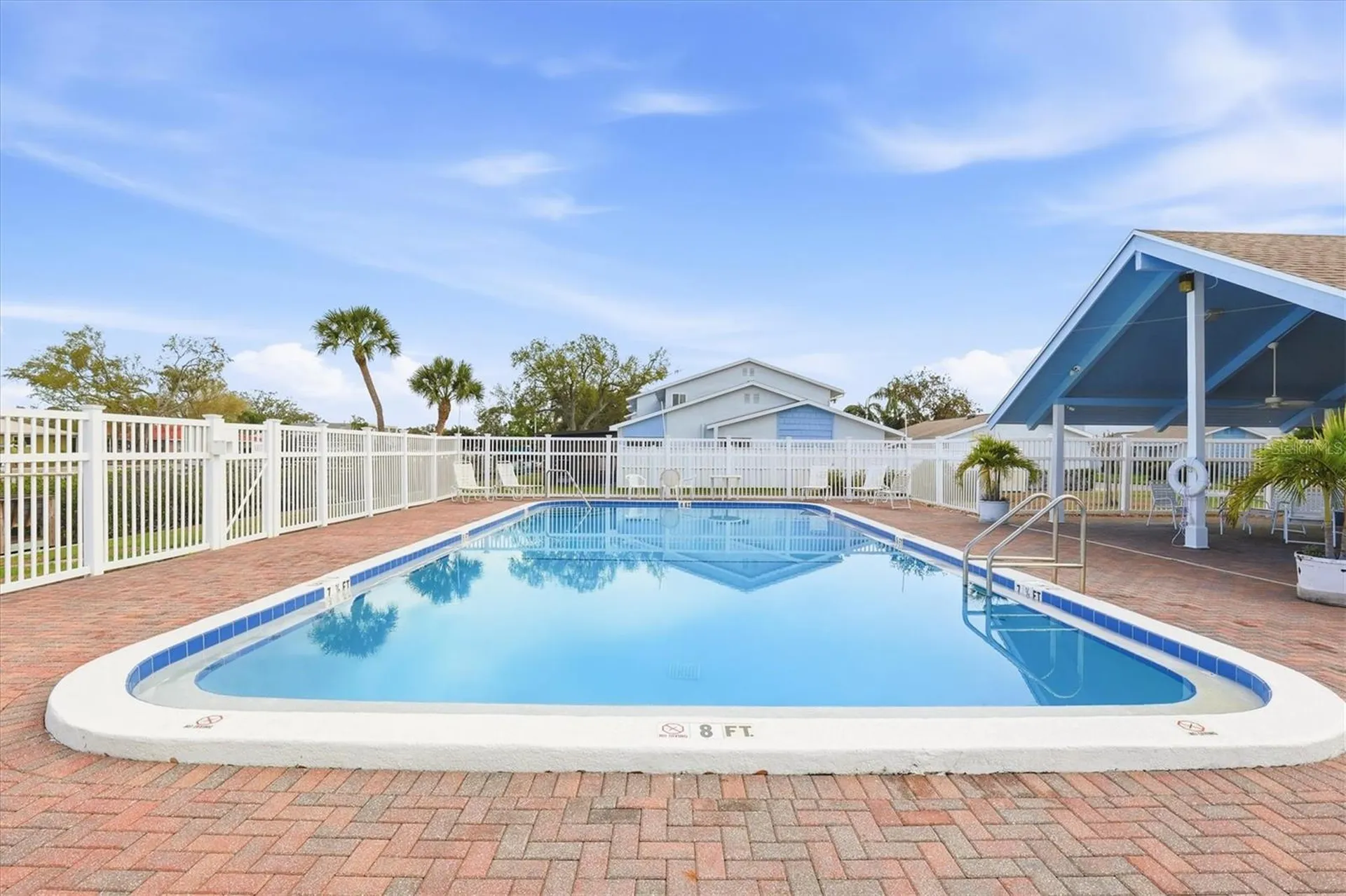 6537 Cape Hatteras Way NE St Petersburg FL 33702