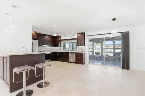 6537 Cape Hatteras Way NE St Petersburg FL 33702