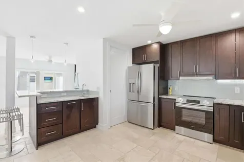 6537 Cape Hatteras Way NE St Petersburg FL 33702