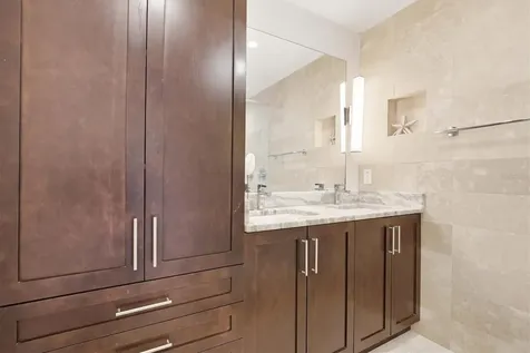 6537 Cape Hatteras Way NE St Petersburg FL 33702