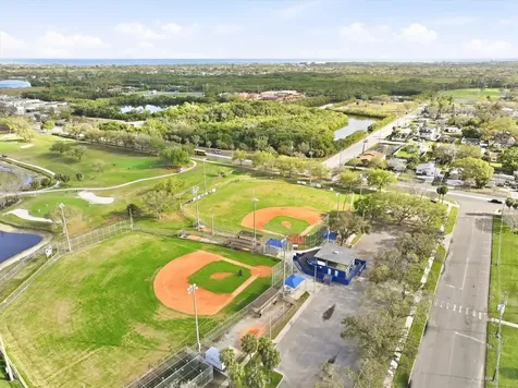 6537 Cape Hatteras Way NE St Petersburg FL 33702