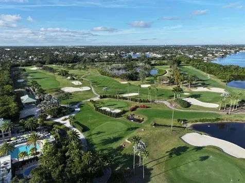 6537 Cape Hatteras Way NE St Petersburg FL 33702