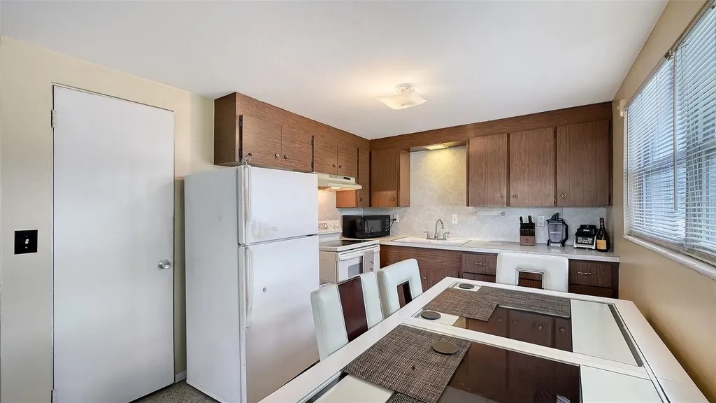 1860 7th Street Sarasota FL 34236