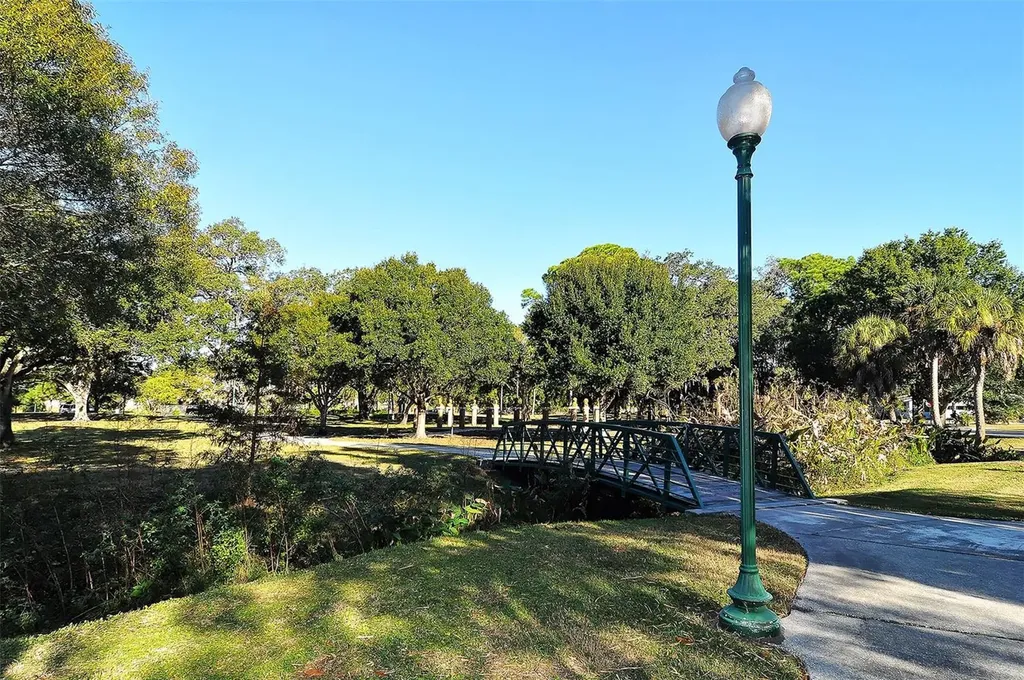 1860 7th Street Sarasota FL 34236