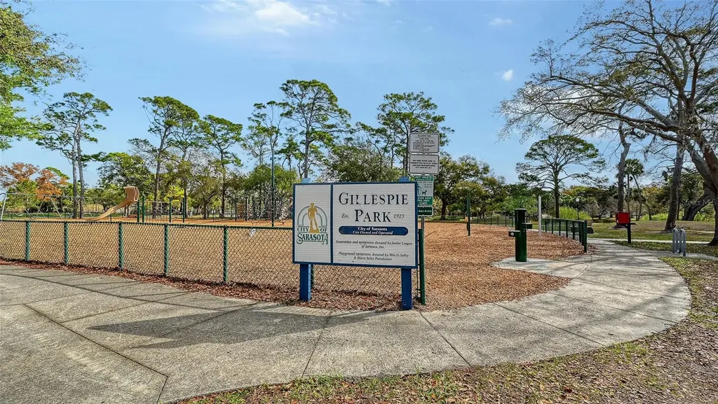 1860 7th Street Sarasota FL 34236
