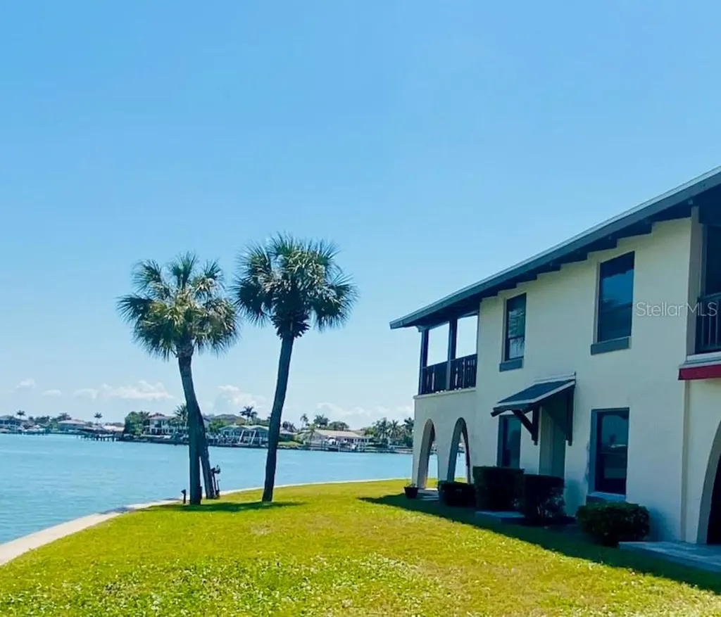 534 Plaza Seville Court Treasure Island FL 33706