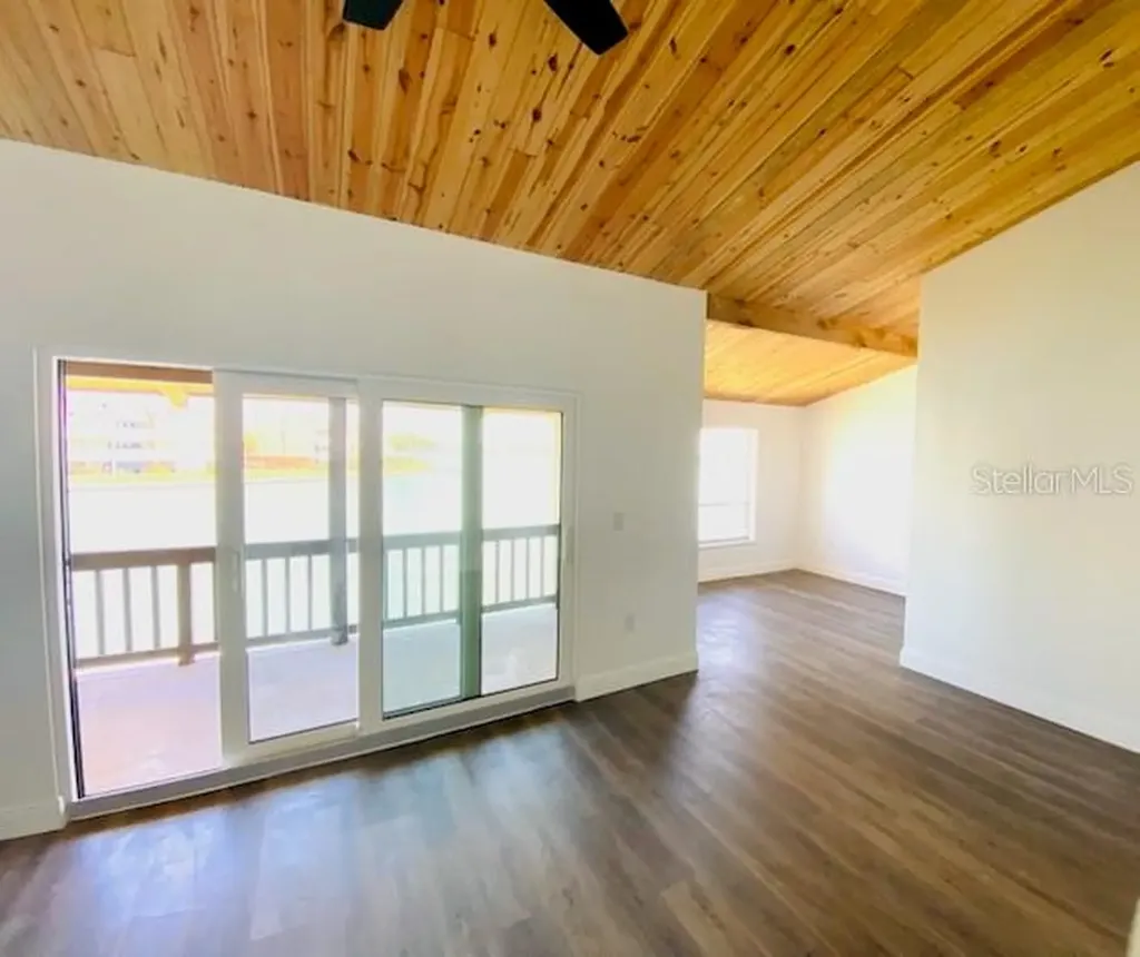 534 Plaza Seville Court Treasure Island FL 33706