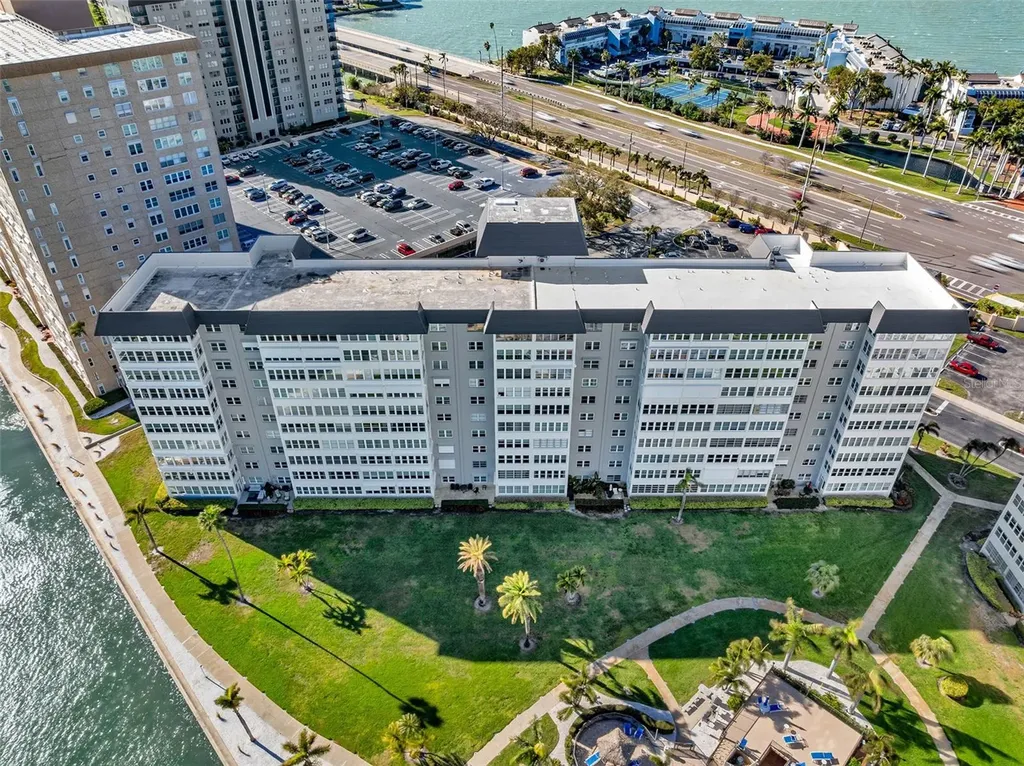 5130 Brittany Drive S St Petersburg FL 33715