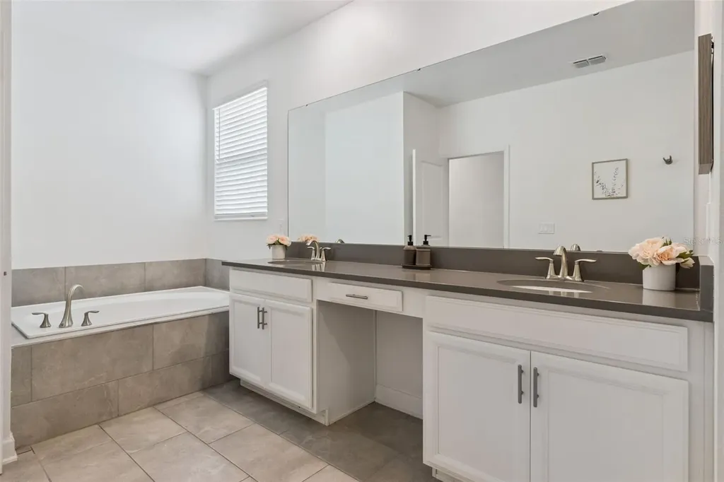 9095 Sommerset Hills Drive Davenport FL 33896