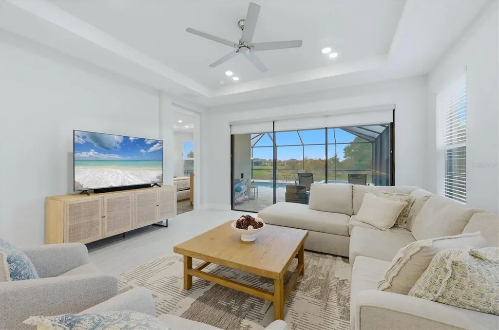 3015 Tolmino Court Bradenton FL 34211