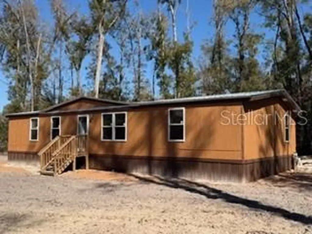1668 NE 592nd Street Old Town FL 32680