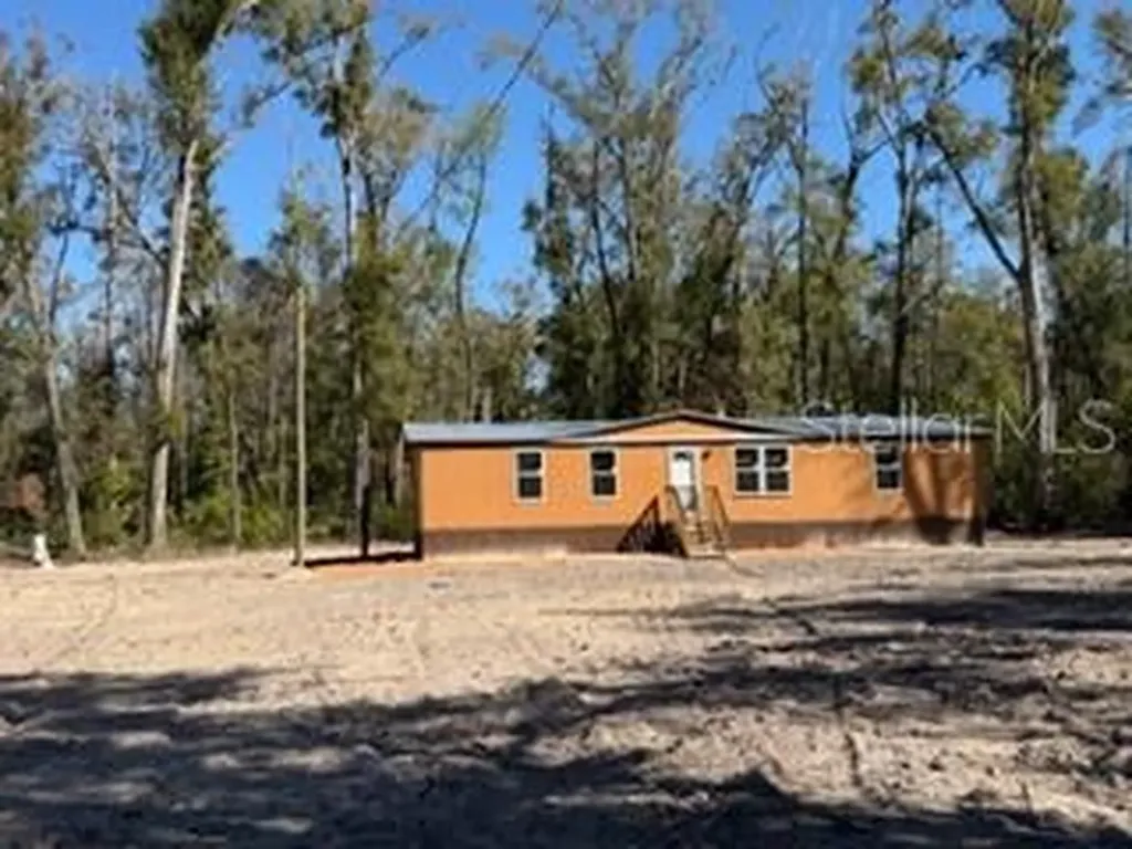 1668 NE 592nd Street Old Town FL 32680