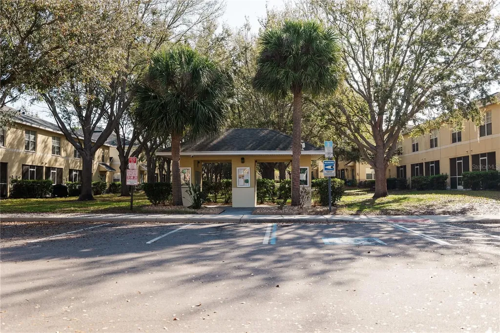 10819 Brickside Court Riverview FL 33579