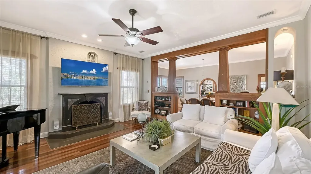 1563 4th Street Sarasota FL 34236
