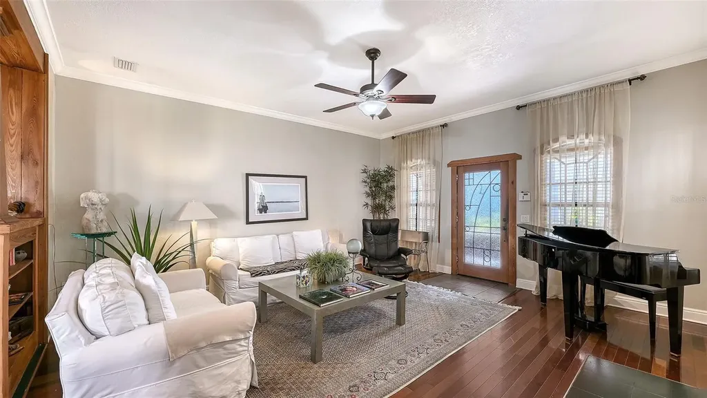 1563 4th Street Sarasota FL 34236