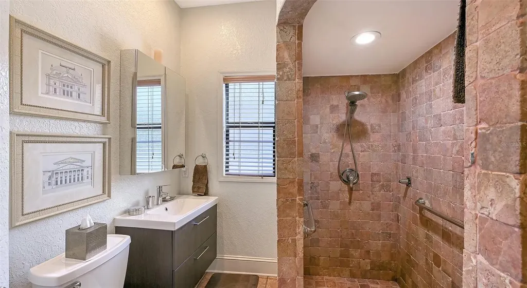 1563 4th Street Sarasota FL 34236