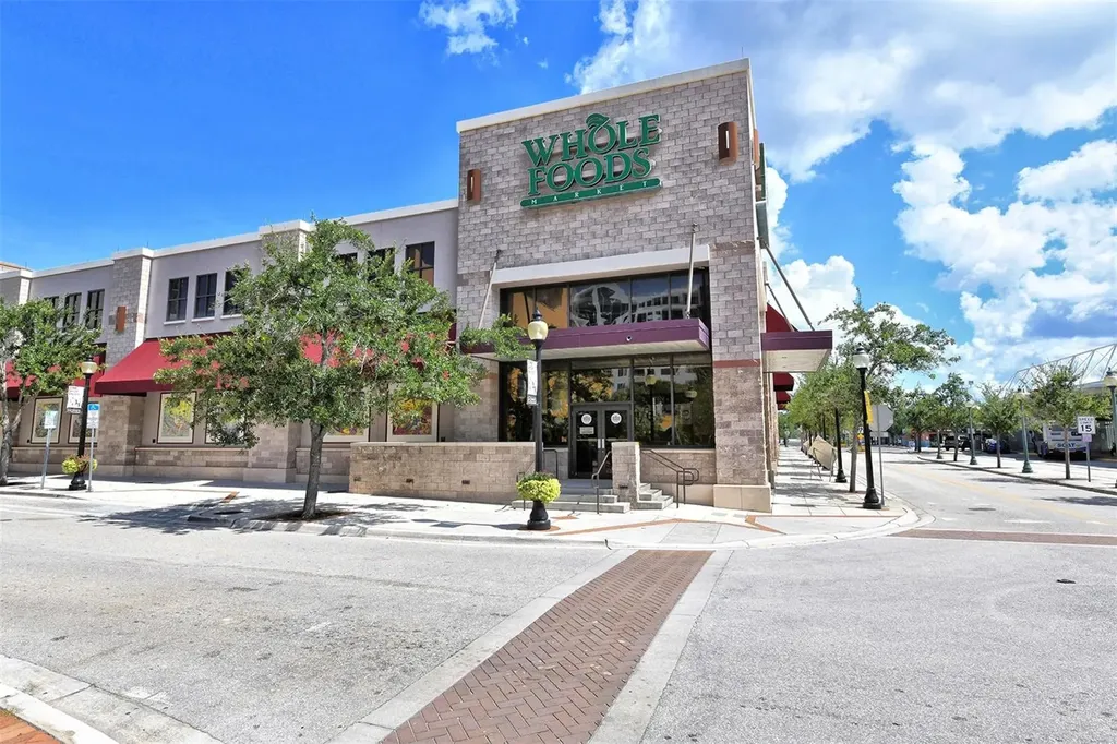 1563 4th Street Sarasota FL 34236