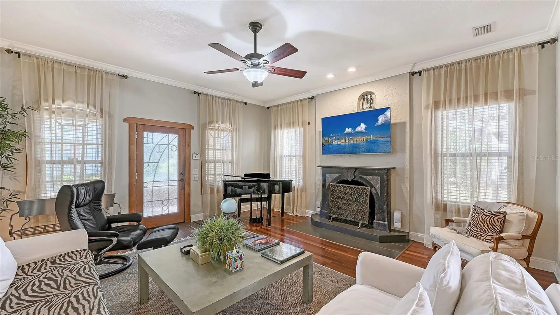 1563 4th Street Sarasota FL 34236