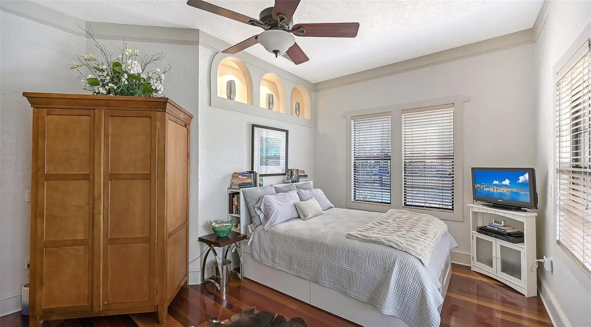 1563 4th Street Sarasota FL 34236