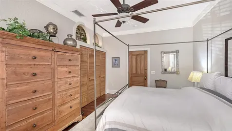 1563 4th Street Sarasota FL 34236
