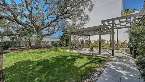 1563 4th Street Sarasota FL 34236