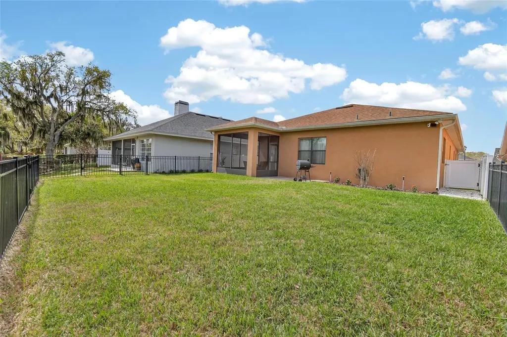 6870 Shimmering Drive Lakeland FL 33813