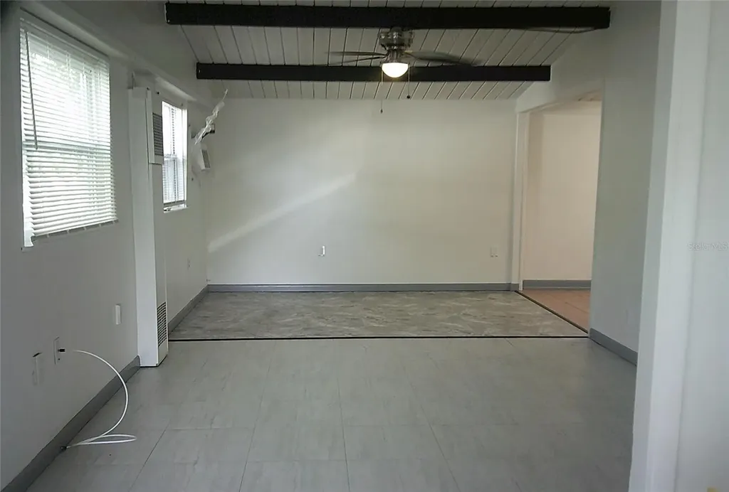 1060 65th Street S St Petersburg FL 33707