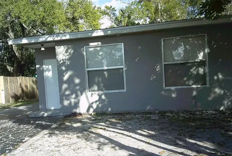 1060 65th Street S St Petersburg FL 33707