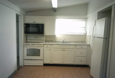 1060 65th Street S St Petersburg FL 33707