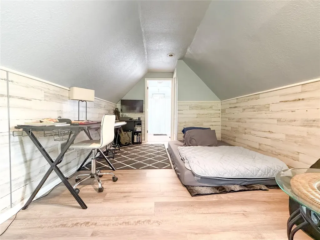 141 S Hiawassee Road Orlando FL 32835
