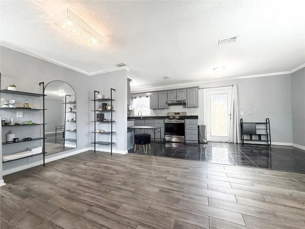 141 S Hiawassee Road Orlando FL 32835