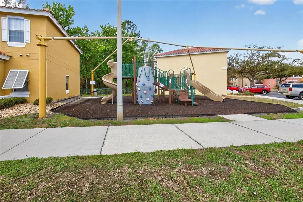 1066 Park Ridge Circle Kissimmee FL 34746