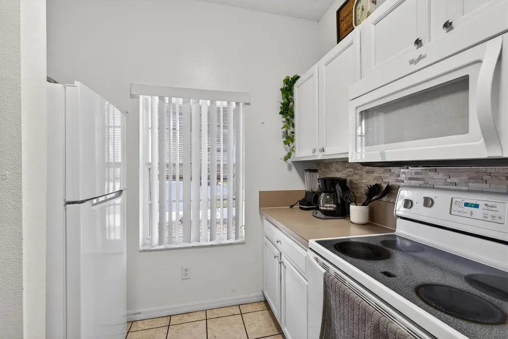 1066 Park Ridge Circle Kissimmee FL 34746