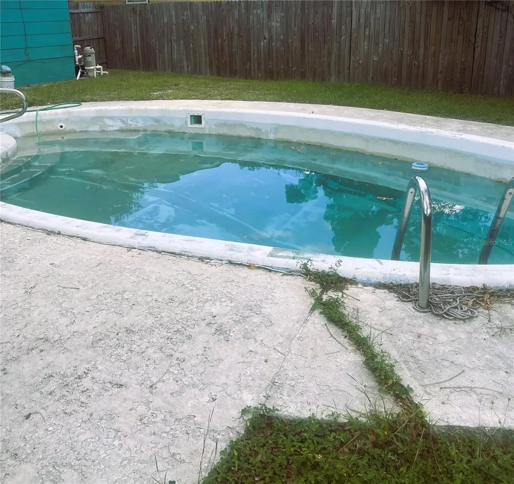 4103 E Hanna Avenue Tampa FL 33610
