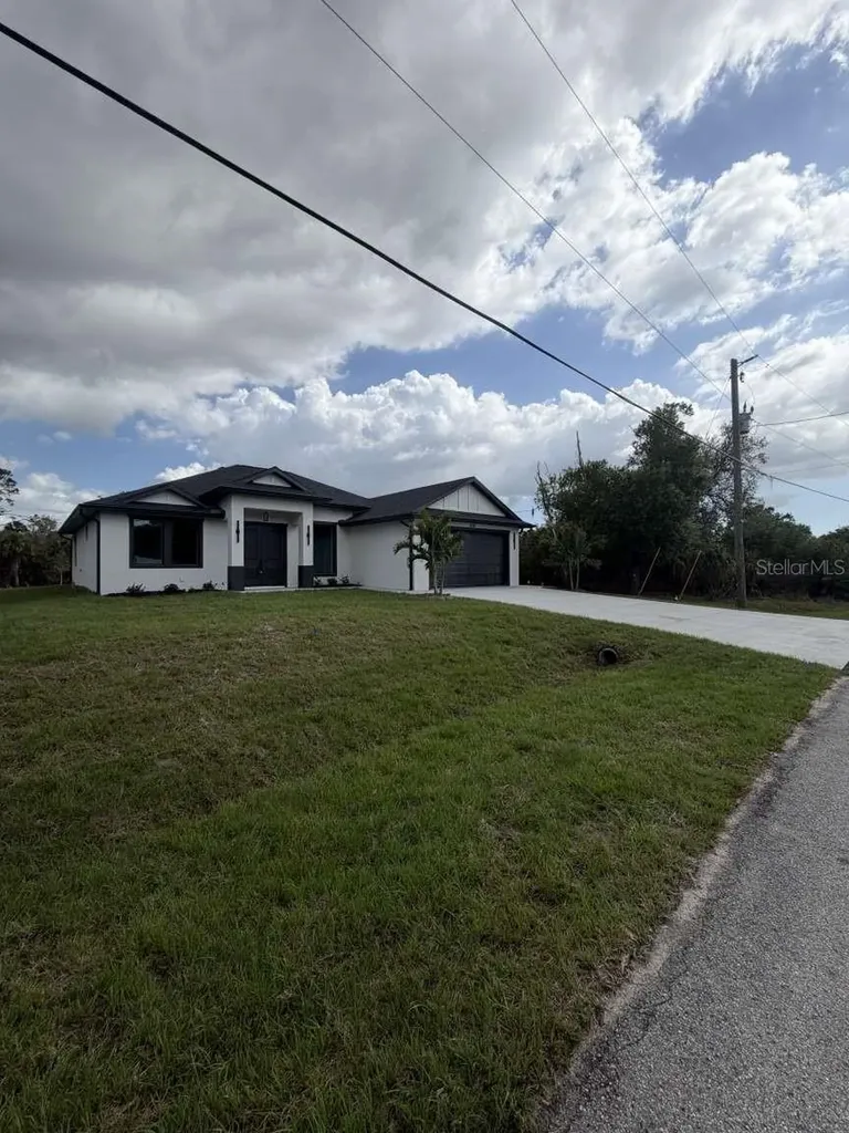 3220 Alger Street North Port FL 34286