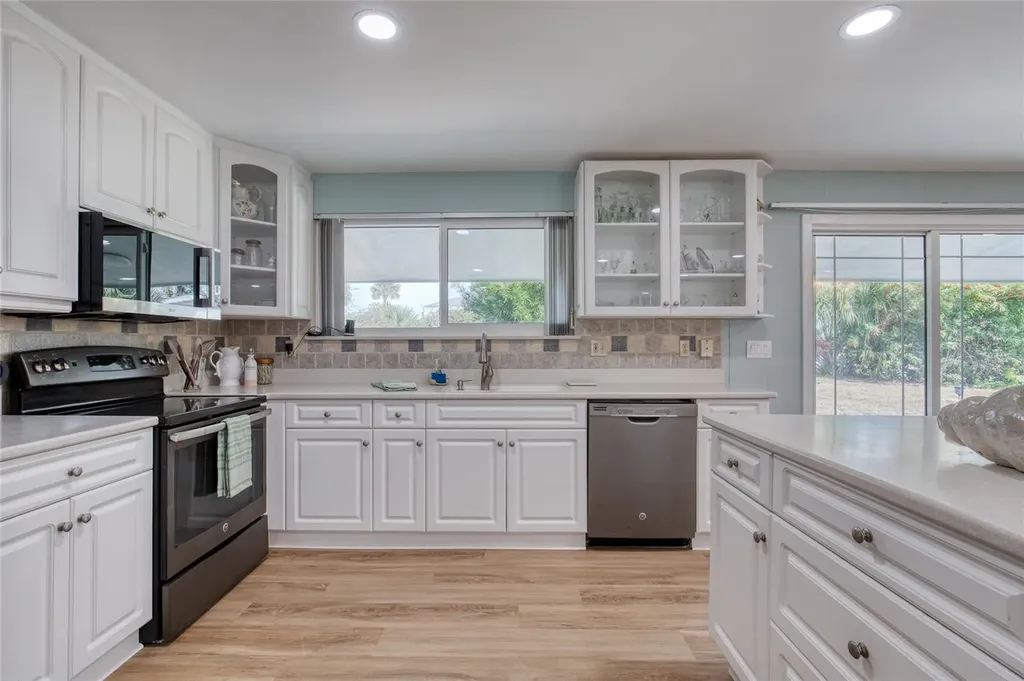 2614 N Peninsula Drive Daytona Beach FL 32118