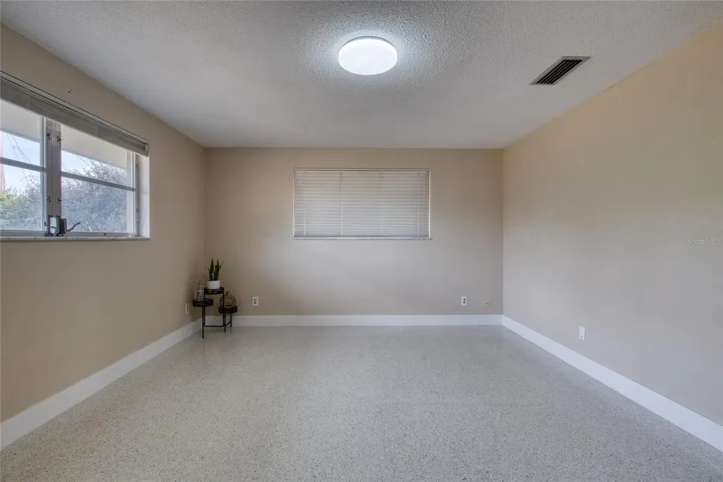 2614 N Peninsula Drive Daytona Beach FL 32118