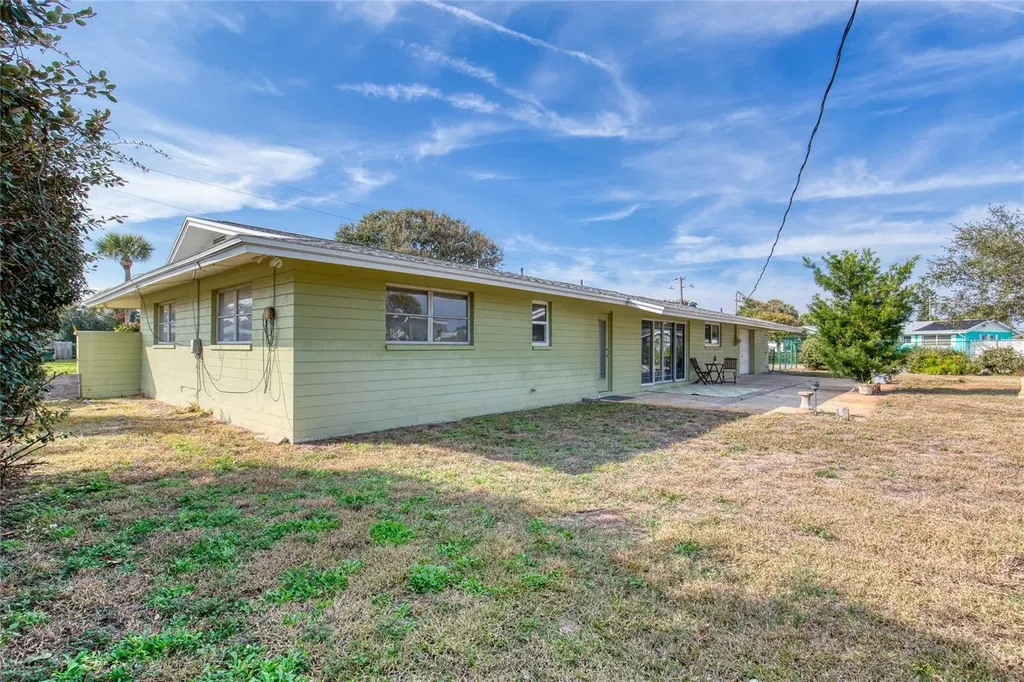 2614 N Peninsula Drive Daytona Beach FL 32118
