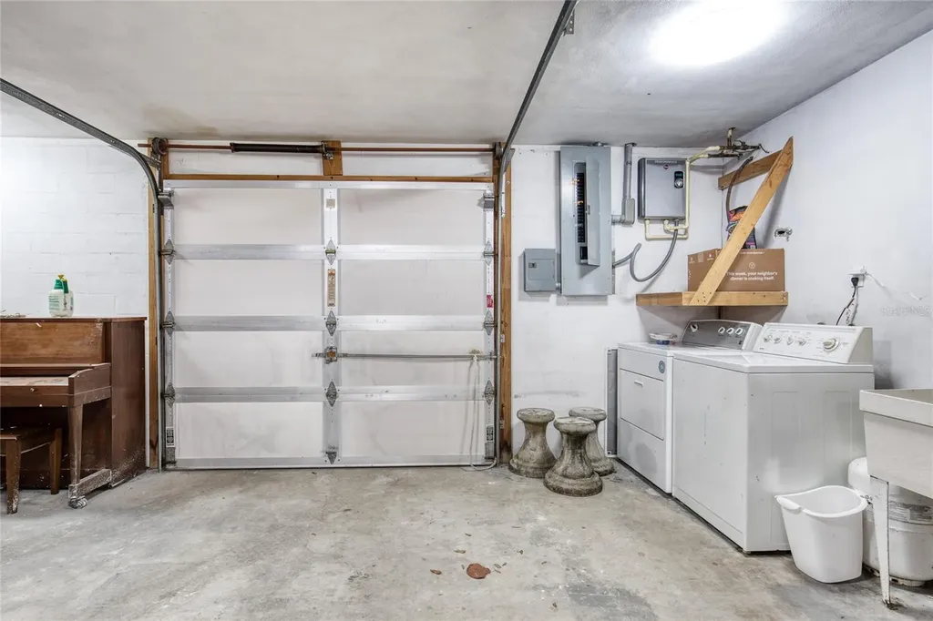 2614 N Peninsula Drive Daytona Beach FL 32118