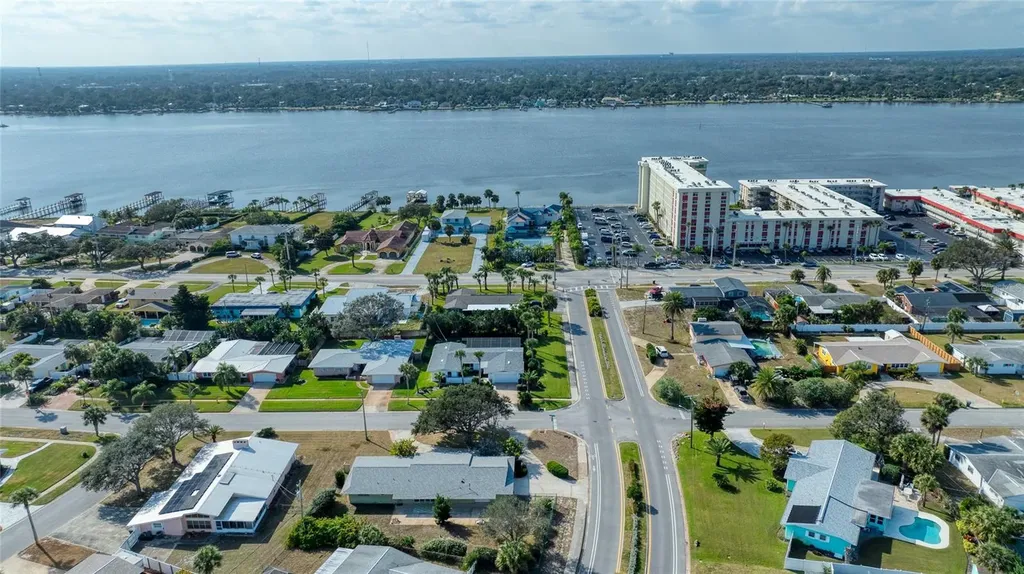2614 N Peninsula Drive Daytona Beach FL 32118