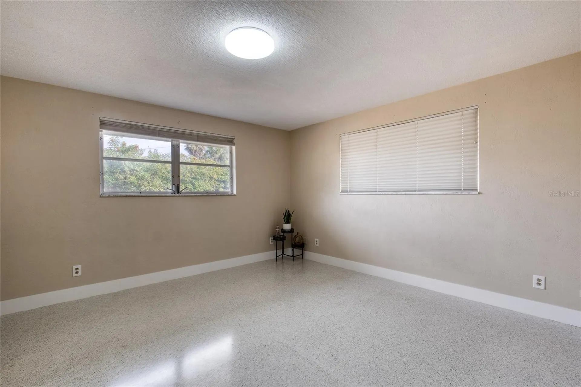 2614 N Peninsula Drive Daytona Beach FL 32118