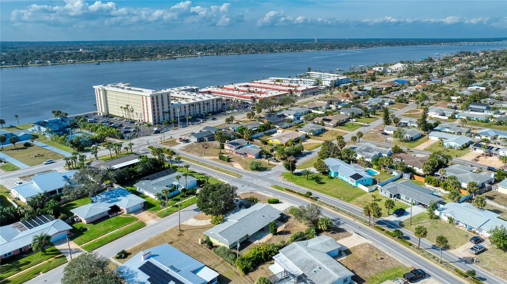 2614 N Peninsula Drive Daytona Beach FL 32118