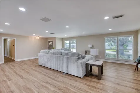 2614 N Peninsula Drive Daytona Beach FL 32118