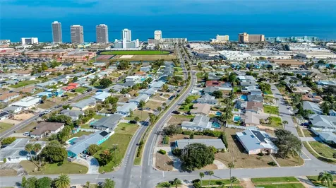 2614 N Peninsula Drive Daytona Beach FL 32118